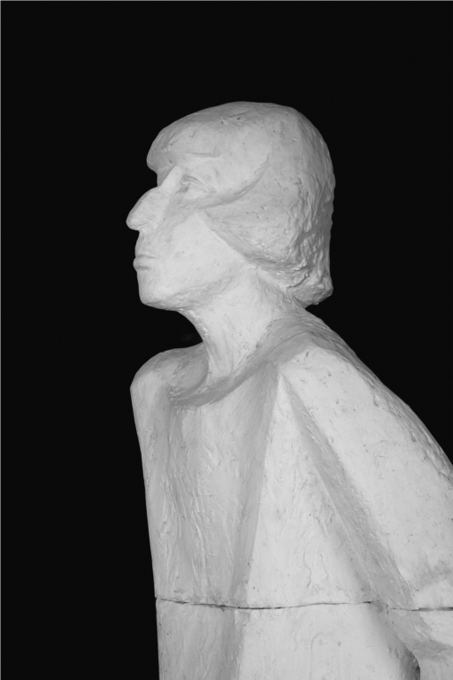 "ЮННА МОРИЦ" (фрагмент), гипс. (1969 - 1974 гг.).